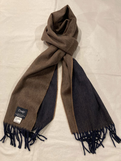 Drake's (ドレイクス) 「Semi Reversible Scarf」 ALLAA/20751　リバーシブルマフラー