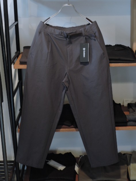 Goldwin (ゴールドウイン) GL75186 【2/M】 One Tuck Tapered Ankle